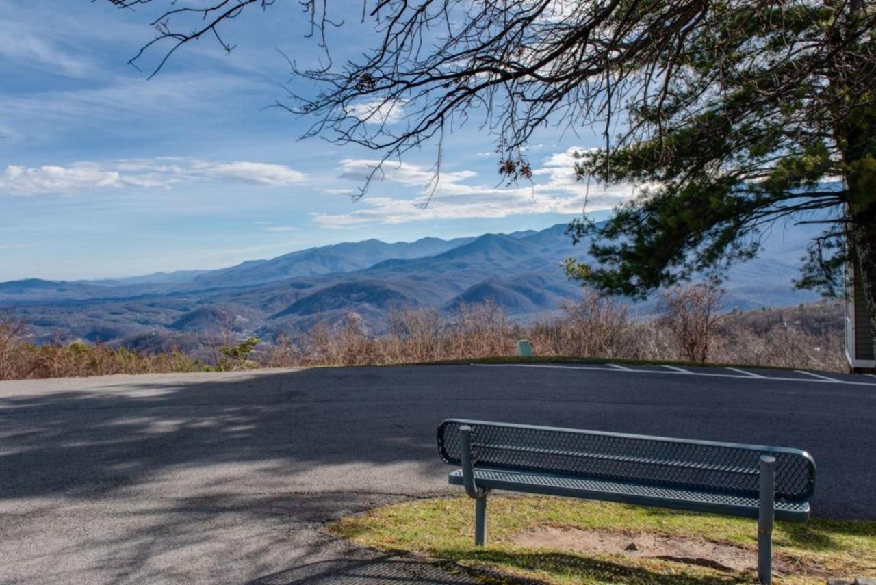 Smoky Mountains Studio With Balcony Gatlinburg Kültér fotó