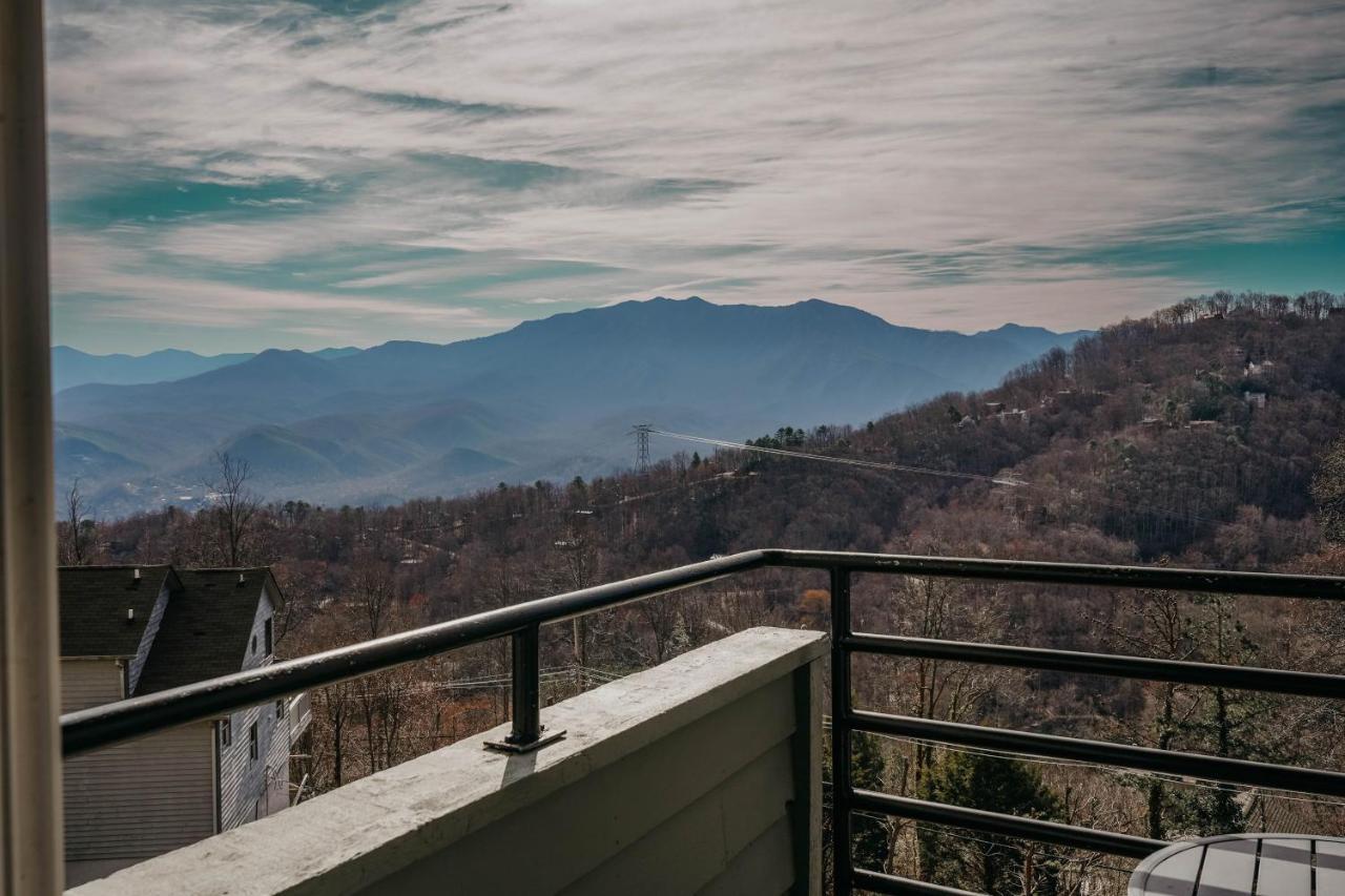 Smoky Mountains Studio With Balcony Gatlinburg Kültér fotó